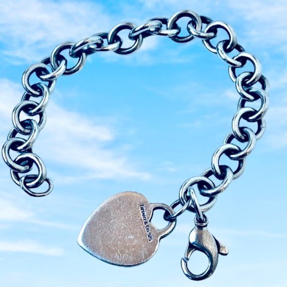 Tiffany & Co Sterling Silver Chain Link Bracelet Classic Heart Tag Charm - Picture 2 of 10